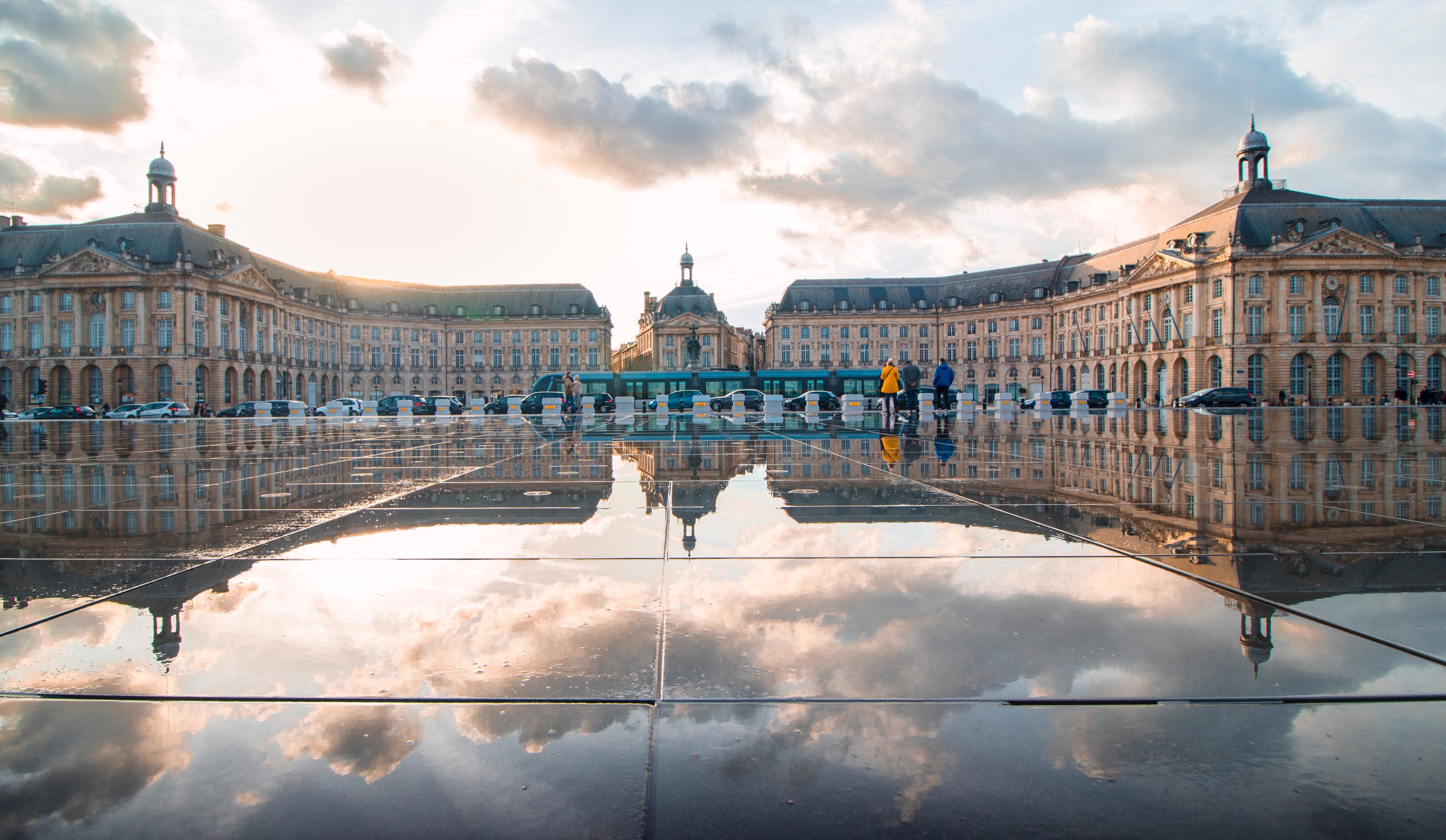 SOIRÉE D'ENTREPRISE À BORDEAUX