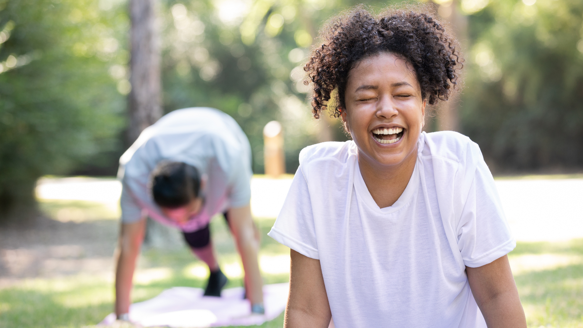 Atelier yoga du rire en entreprise