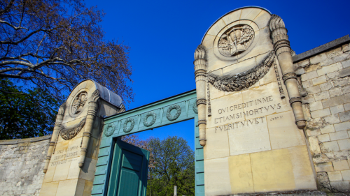 Dcouverte du Cimetire du Pre Lachaise